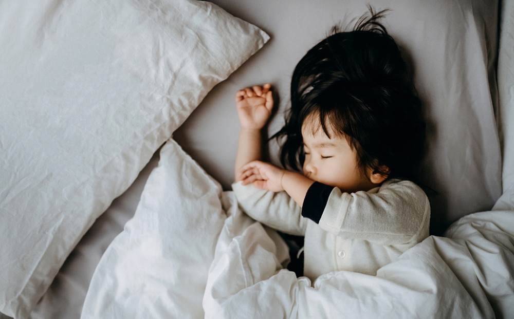 每天睡10个小时，我的孩子难做到？(图1)